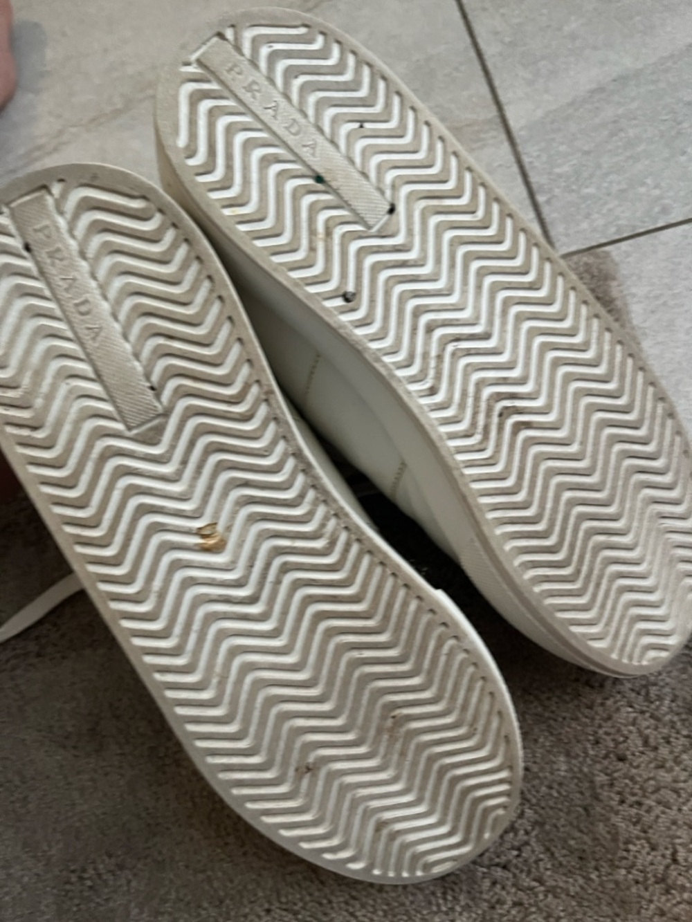 Prada women’s sneakers 8’5 size - Picture 3 of 6